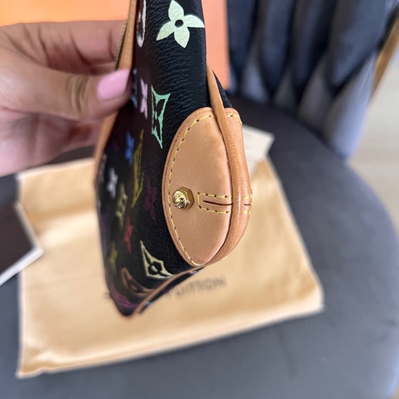 SOLD! Louis Vuitton Takashi Murakami Milla Clutch MM - Picture 3 of 11